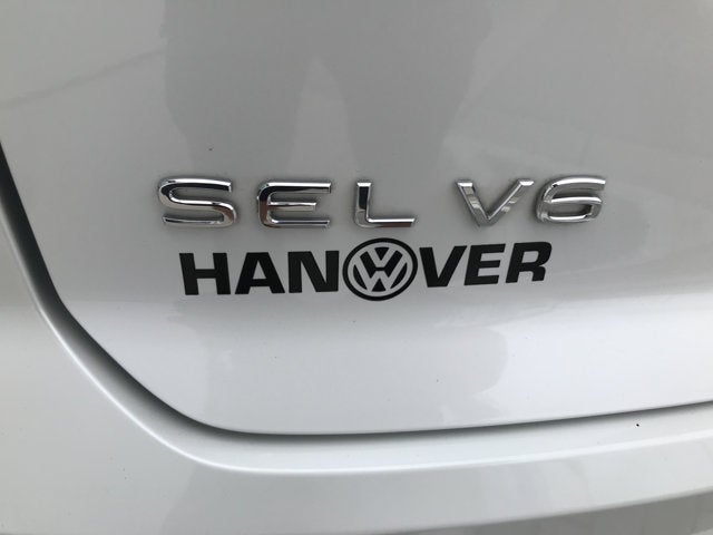2023 Volkswagen Atlas Cross Sport 3.6L V6 SEL Premium R-Line