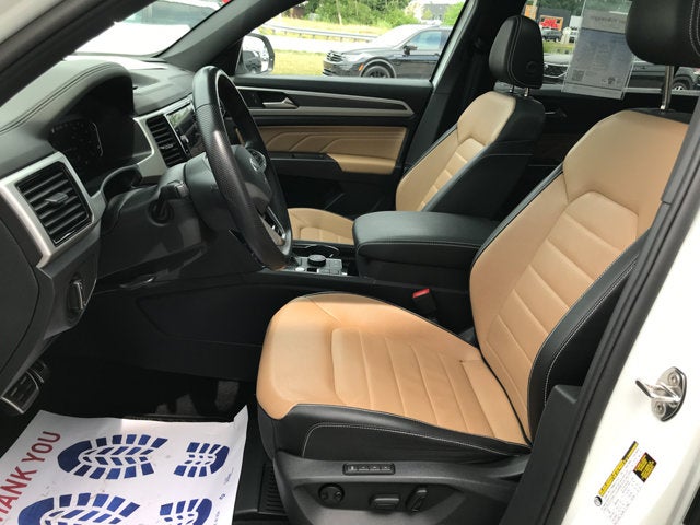 2023 Volkswagen Atlas Cross Sport 3.6L V6 SEL Premium R-Line