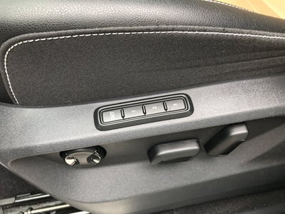 2023 Volkswagen Atlas Cross Sport 3.6L V6 SEL Premium R-Line