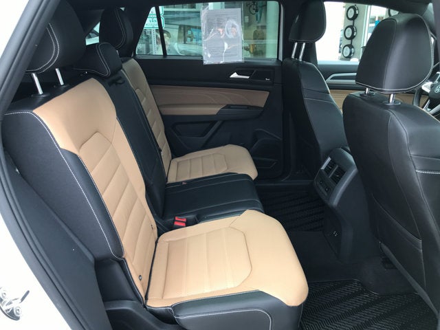 2023 Volkswagen Atlas Cross Sport 3.6L V6 SEL Premium R-Line