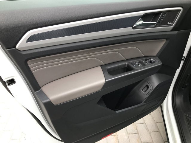 2023 Volkswagen Atlas Cross Sport 3.6L V6 SEL Premium R-Line