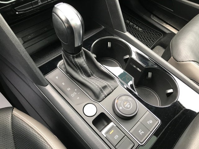 2023 Volkswagen Atlas Cross Sport 3.6L V6 SEL Premium R-Line