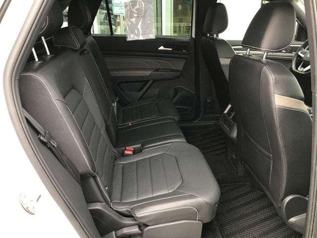 2023 Volkswagen Atlas Cross Sport 3.6L V6 SEL Premium R-Line