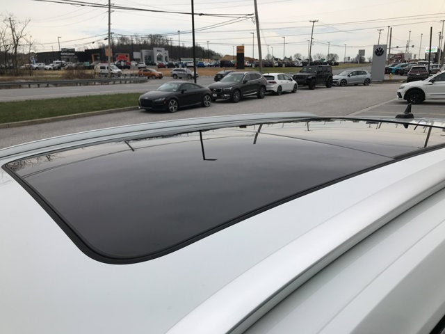 2023 Volkswagen Atlas Cross Sport 3.6L V6 SEL Premium R-Line