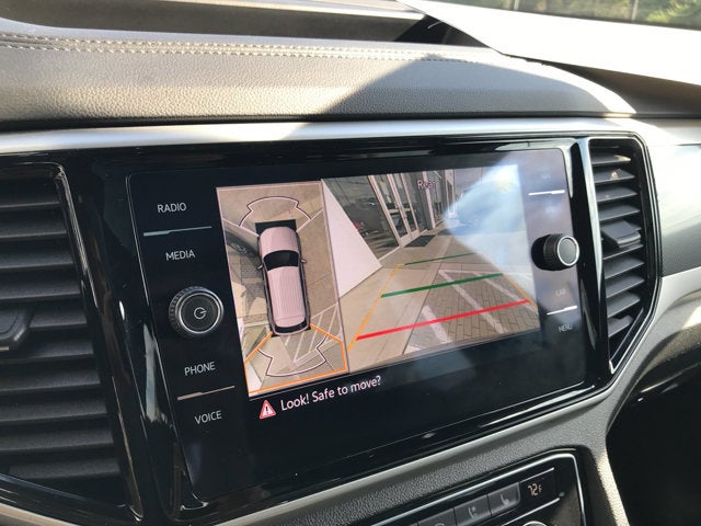 2023 Volkswagen Atlas Cross Sport 3.6L V6 SEL Premium R-Line