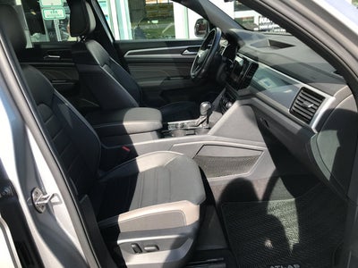 2023 Volkswagen Atlas Cross Sport 3.6L V6 SEL Premium R-Line