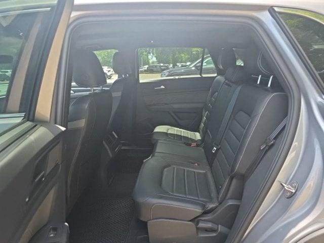 2023 Volkswagen Atlas Cross Sport 3.6L V6 SEL Premium R-Line
