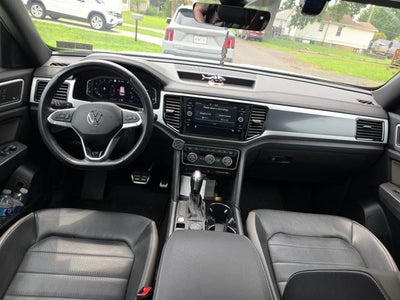 2023 Volkswagen Atlas Cross Sport 3.6L V6 SEL Premium R-Line