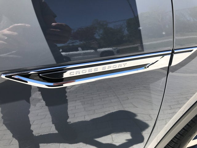 2023 Volkswagen Atlas Cross Sport 3.6L V6 SEL Premium R-Line