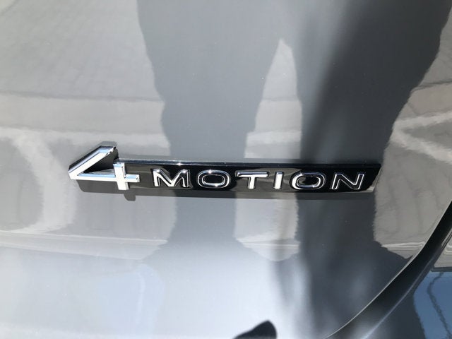 2023 Volkswagen Atlas Cross Sport 3.6L V6 SEL Premium R-Line