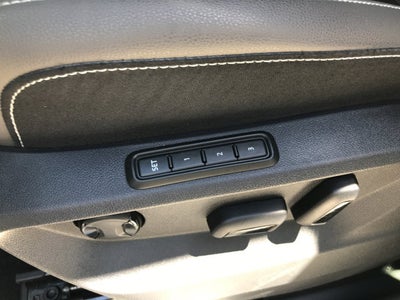 2023 Volkswagen Atlas Cross Sport 3.6L V6 SEL Premium R-Line