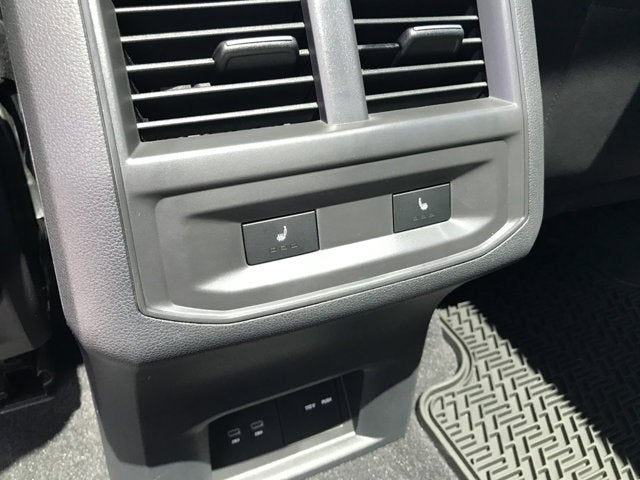 2023 Volkswagen Atlas Cross Sport 3.6L V6 SEL Premium R-Line