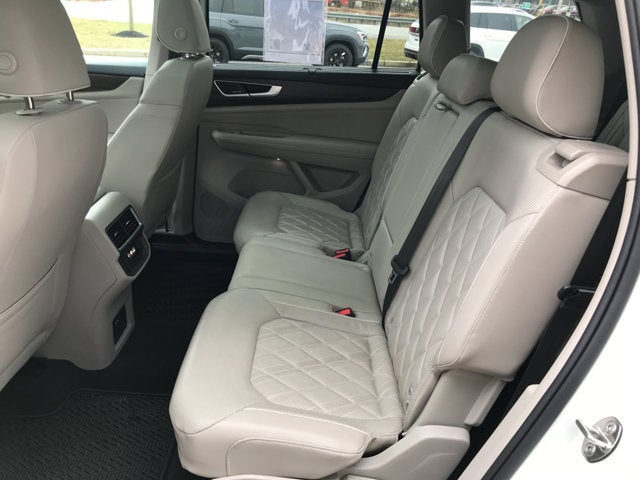 2024 Volkswagen Atlas 2.0T SEL Premium R-Line