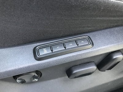 2022 Volkswagen Atlas 3.6L V6 SEL Premium R-Line