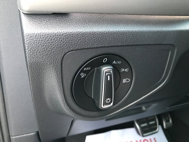 2022 Volkswagen Atlas 3.6L V6 SEL Premium R-Line