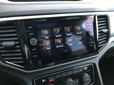 2022 Volkswagen Atlas 3.6L V6 SEL Premium R-Line