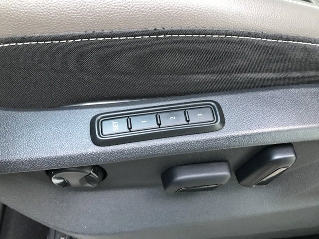 2022 Volkswagen Atlas 3.6L V6 SEL Premium R-Line