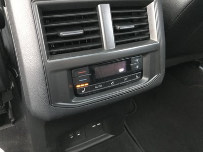 2022 Volkswagen Atlas 3.6L V6 SEL Premium R-Line