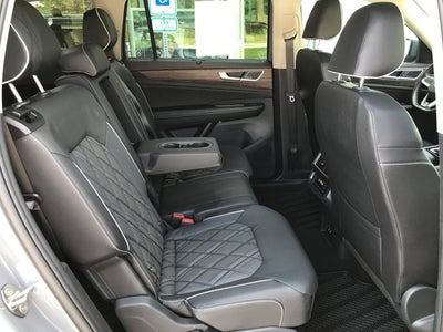 2025 Volkswagen Atlas 2.0T SEL Premium R-Line