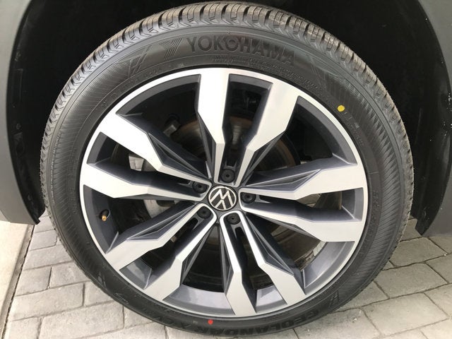 2022 Volkswagen Atlas 3.6L V6 SEL Premium R-Line