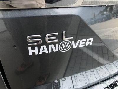 2024 Volkswagen Atlas 2.0T SEL Premium R-Line