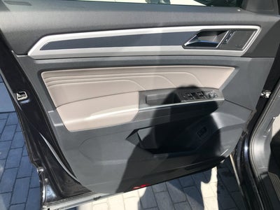 2023 Volkswagen Atlas 3.6L V6 SEL Premium R-Line