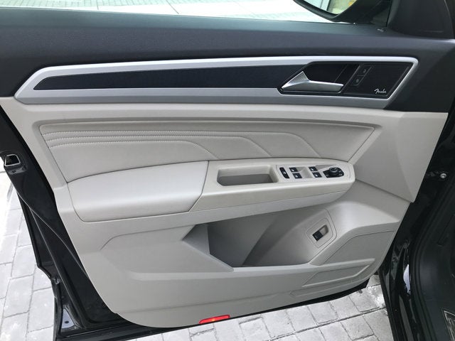 2021 Volkswagen Atlas 3.6L V6 SEL Premium R-Line