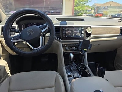 2022 Volkswagen Atlas 3.6L V6 SE w/Technology