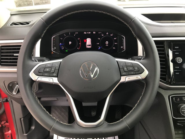 2022 Volkswagen Atlas 3.6L V6 SE w/Technology