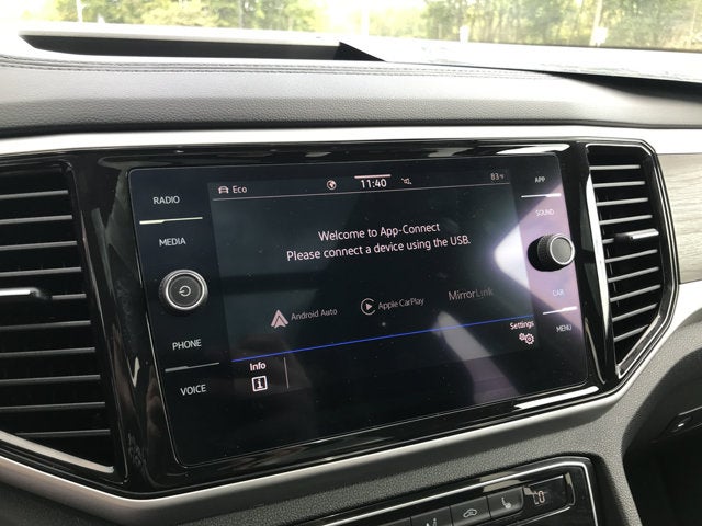 2022 Volkswagen Atlas 3.6L V6 SE w/Technology