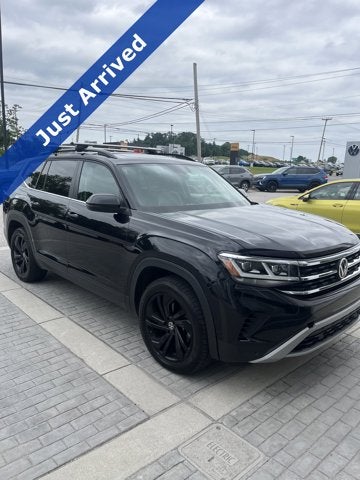 2022 Volkswagen Atlas 3.6L V6 SE w/Technology