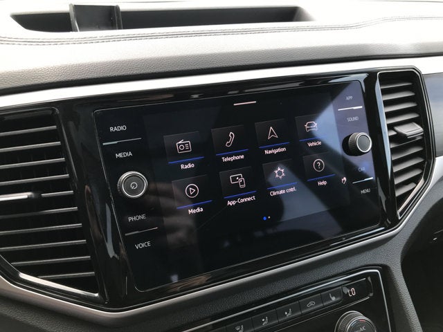 2022 Volkswagen Atlas 3.6L V6 SE w/Technology