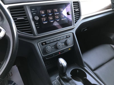 2021 Volkswagen Atlas 3.6L V6 SE w/Technology