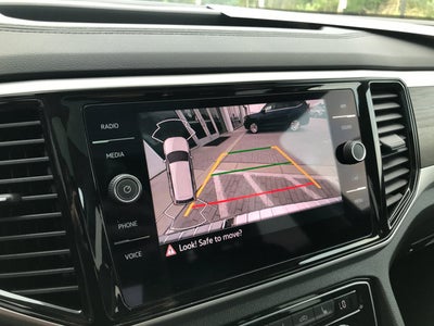 2023 Volkswagen Atlas 3.6L V6 SE w/Technology