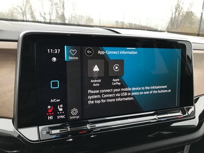 2025 Volkswagen Atlas 2.0T SE