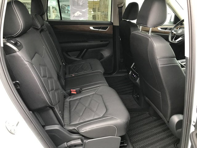 2025 Volkswagen Atlas 2.0T SE