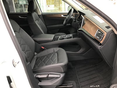 2025 Volkswagen Atlas 2.0T SE
