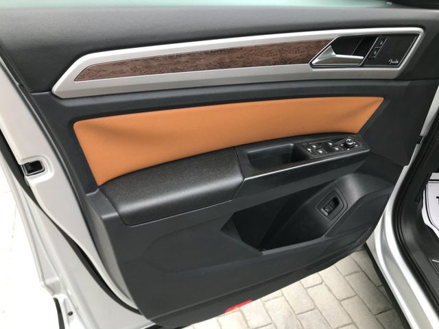 2018 Volkswagen Atlas 3.6L V6 SEL Premium