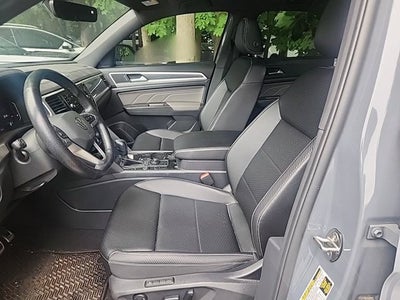 2023 Volkswagen Atlas Cross Sport 3.6L V6 SEL R-Line Black