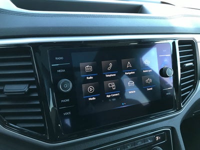 2022 Volkswagen Atlas Cross Sport 3.6L V6 SEL R-Line