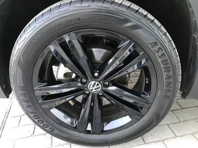 2022 Volkswagen Atlas 3.6L V6 SEL R-Line Black