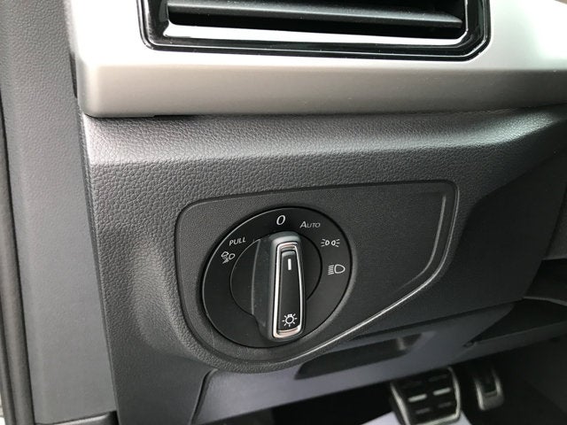 2023 Volkswagen Atlas 3.6L V6 SEL R-Line Black