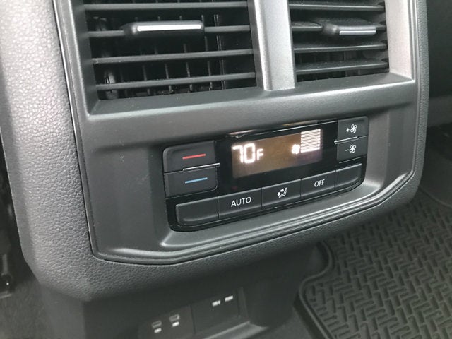 2023 Volkswagen Atlas 3.6L V6 SEL R-Line Black