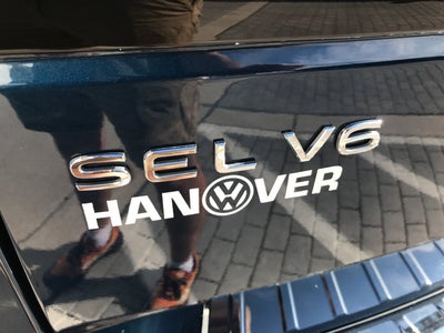 2023 Volkswagen Atlas 3.6L V6 SEL R-Line Black