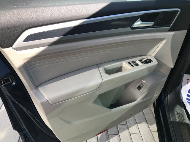 2023 Volkswagen Atlas 3.6L V6 SEL R-Line Black