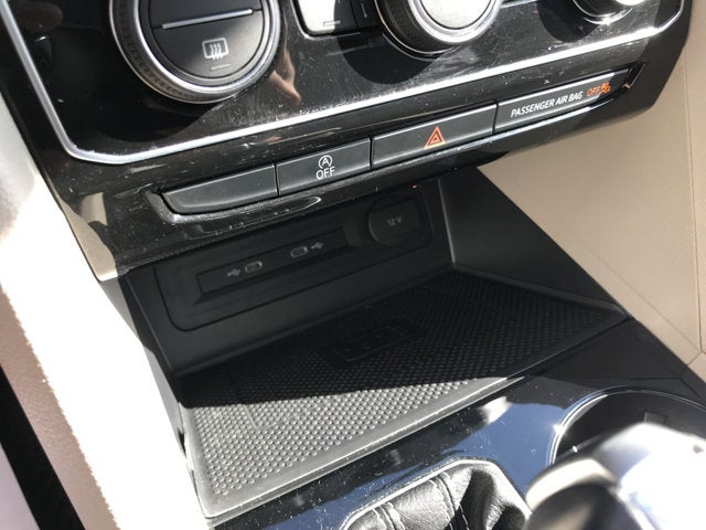 2023 Volkswagen Atlas 3.6L V6 SEL R-Line Black