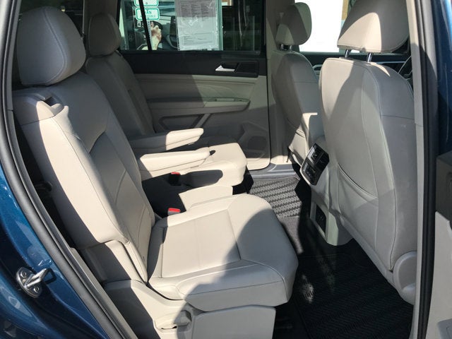 2023 Volkswagen Atlas 3.6L V6 SEL R-Line Black