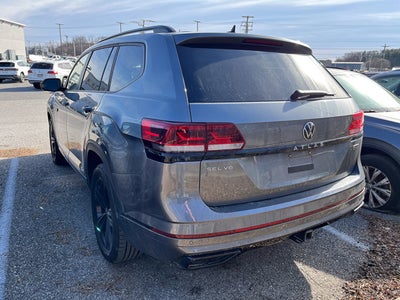 2022 Volkswagen Atlas 3.6L V6 SEL R-Line Black
