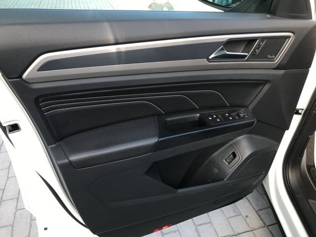 2020 Volkswagen Atlas Cross Sport 3.6L V6 SEL Premium R-Line