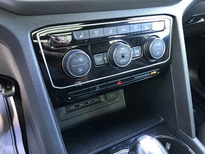 2020 Volkswagen Atlas Cross Sport 3.6L V6 SEL Premium R-Line